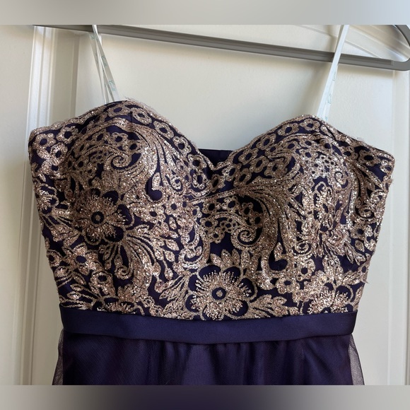 PROM DRESS - Picture 2 of 12